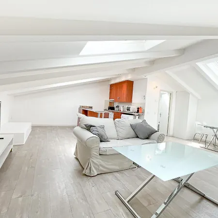 Seventh Apartment Cannes
