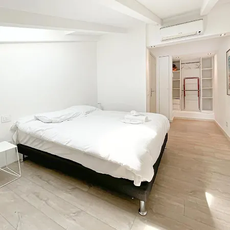 Seventh Apartment Cannes