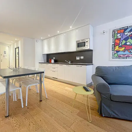 Seventh Apartment