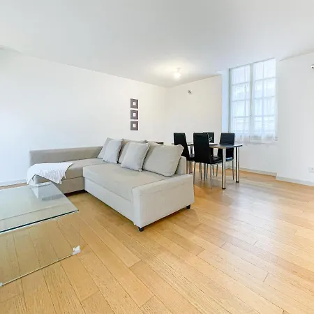 Apartment Seventh *
