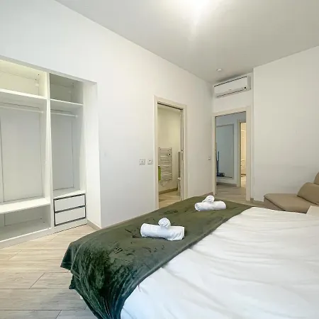 Seventh Apartment Cannes