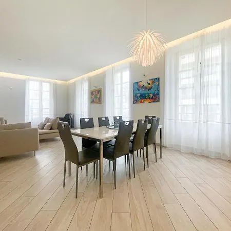 Seventh Apartment Cannes
